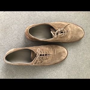 VINCE low top suede sneakers